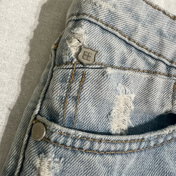 Bleach USA Distressed Denim Shorts | Size 4 | Raw Hem Rebel Thrashed Grunge - Picture 14 of 15